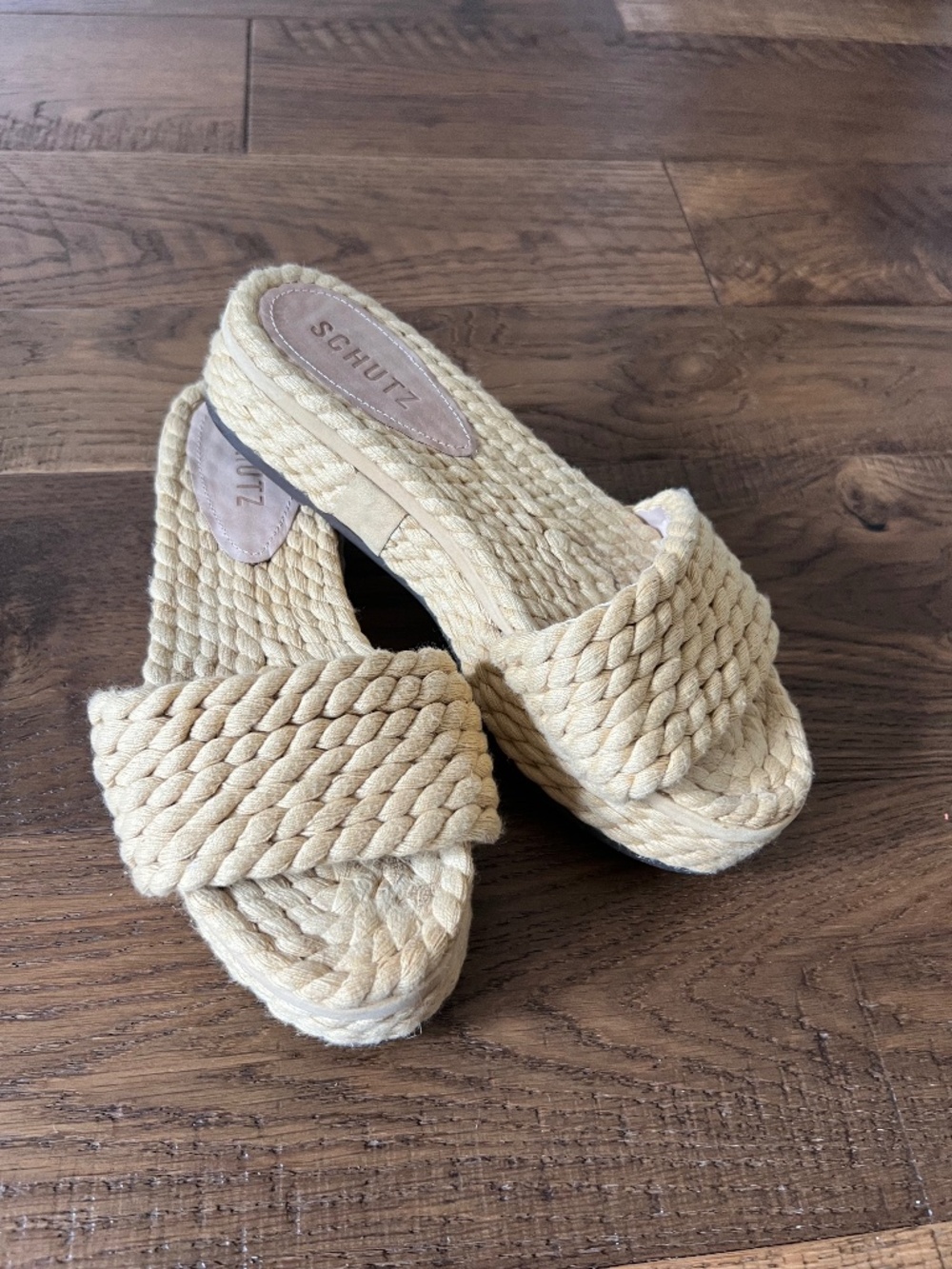Cute platform slide by Schutz, size 6